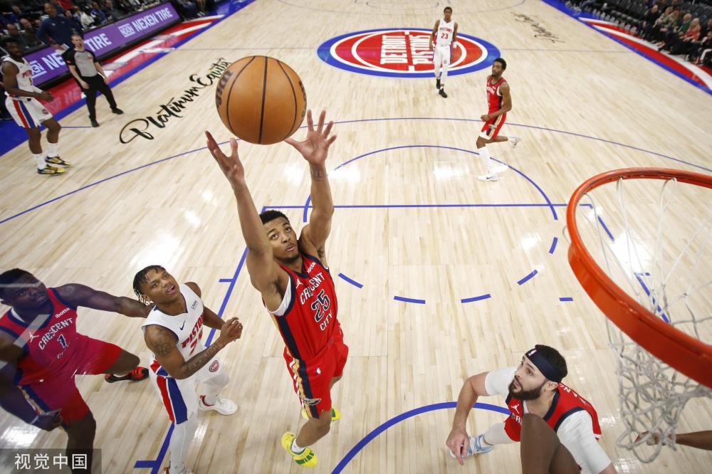 她更是在谱 她更是在谱